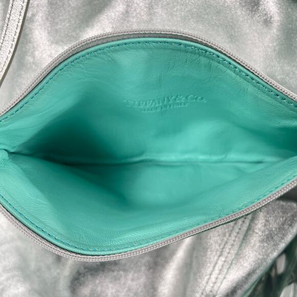 Tiffany & Co. Reversible Metallic Silver Leather Tote w/ Matching Zip Pouch RARE - Picture 16 of 16